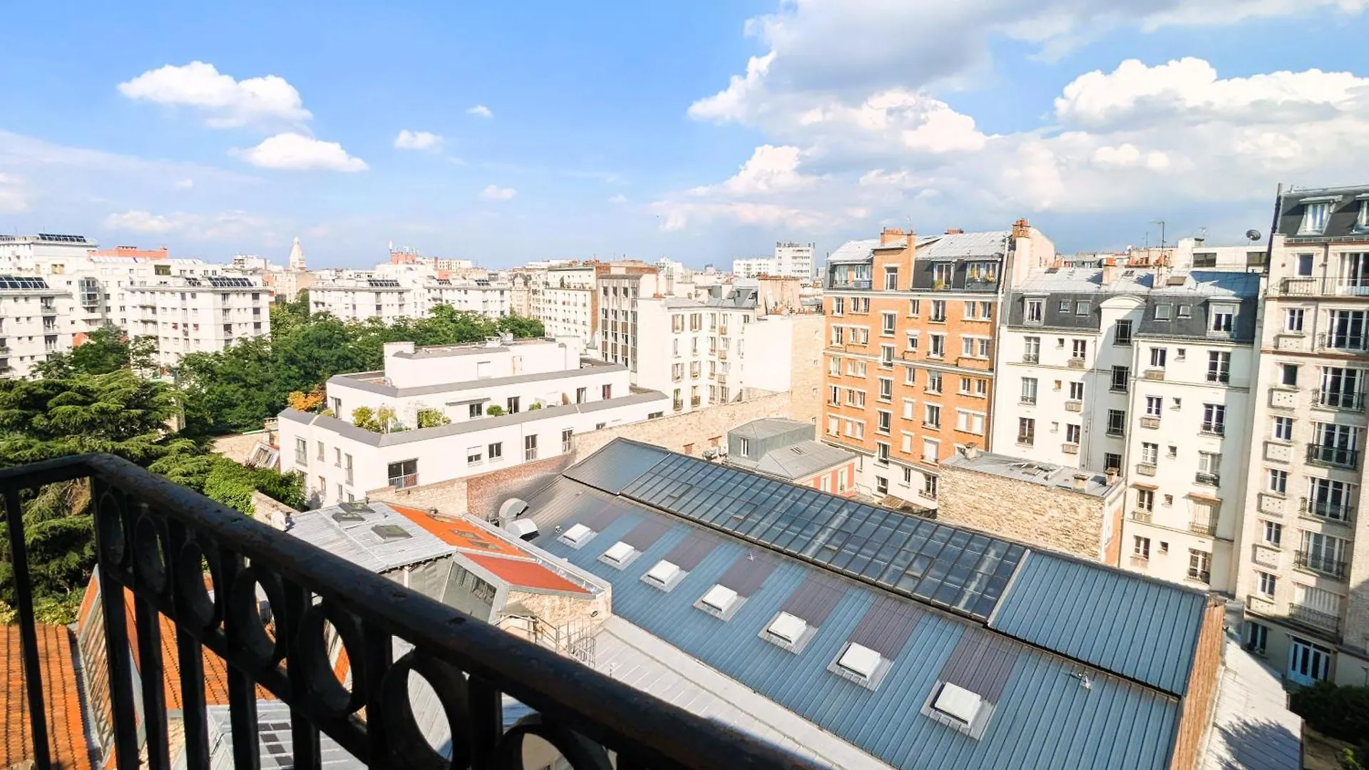 Coquet Avec Vue - Alesia Apartment